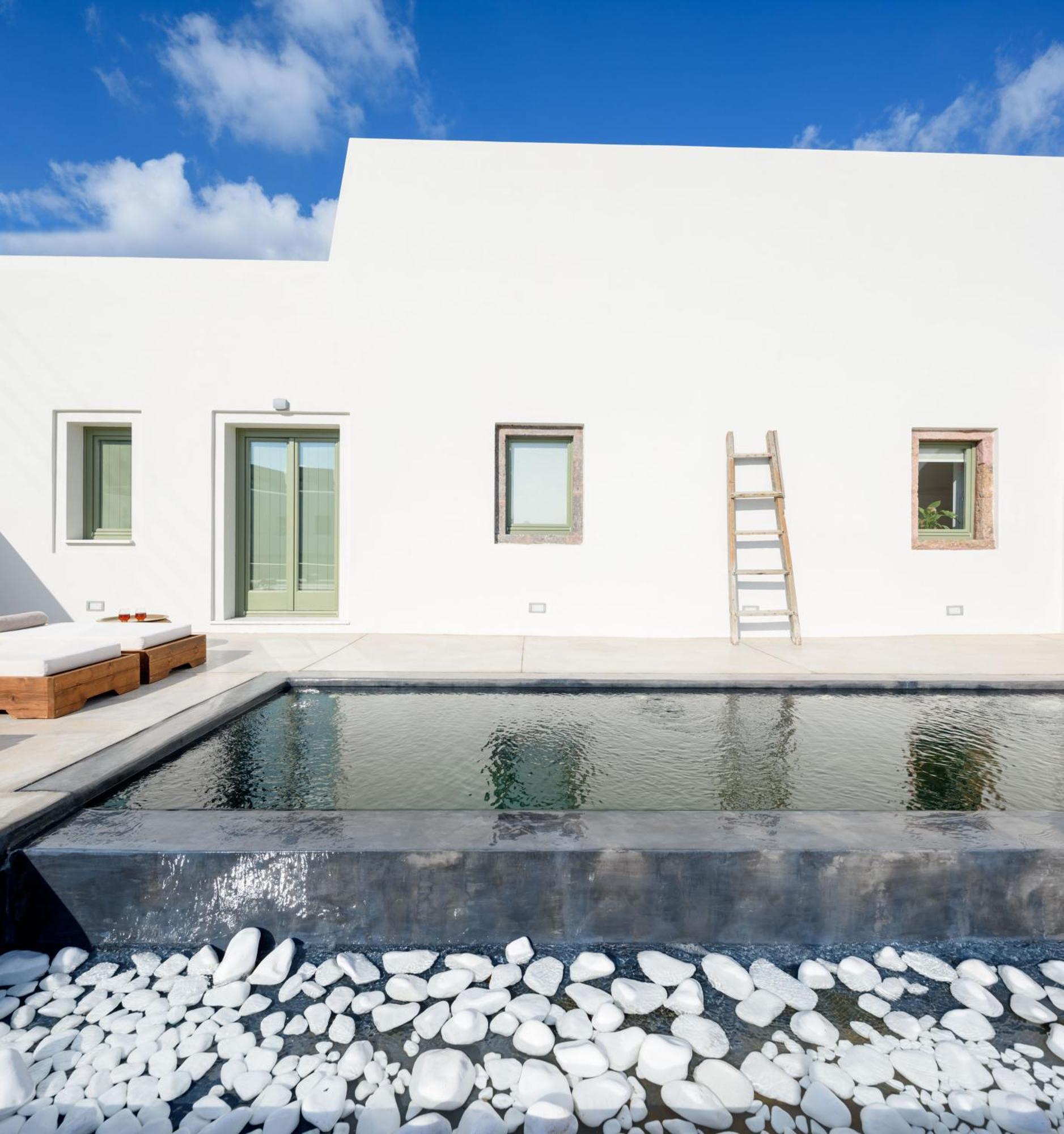 בית נופש Di Capo - Santorini Old Winery Luxury Akrotírion